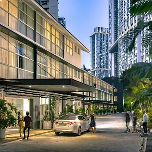 https://hmlet-cantonment.singapore-best-hotels.net