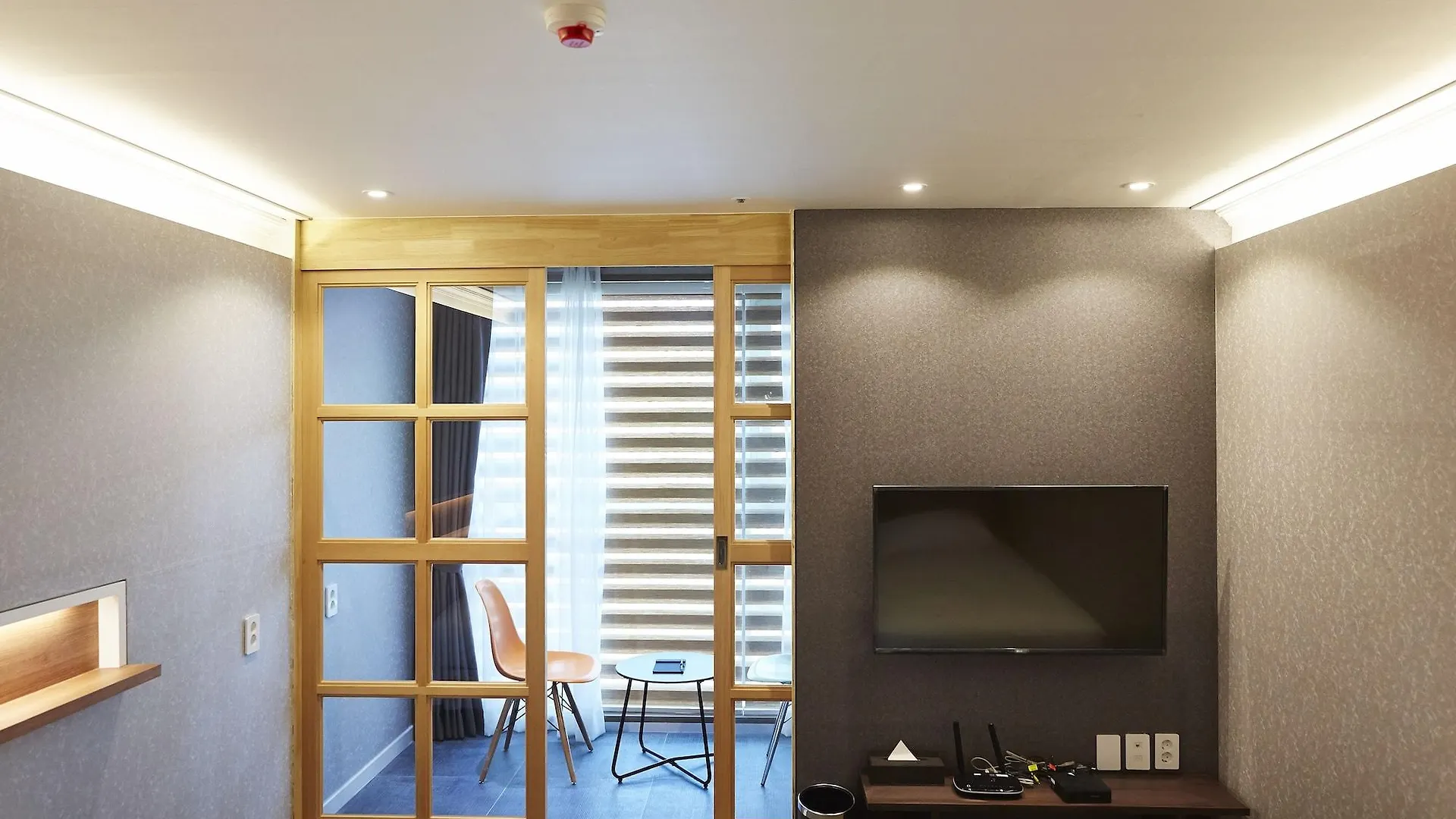 Royal Square Hotel Seoul 3*,