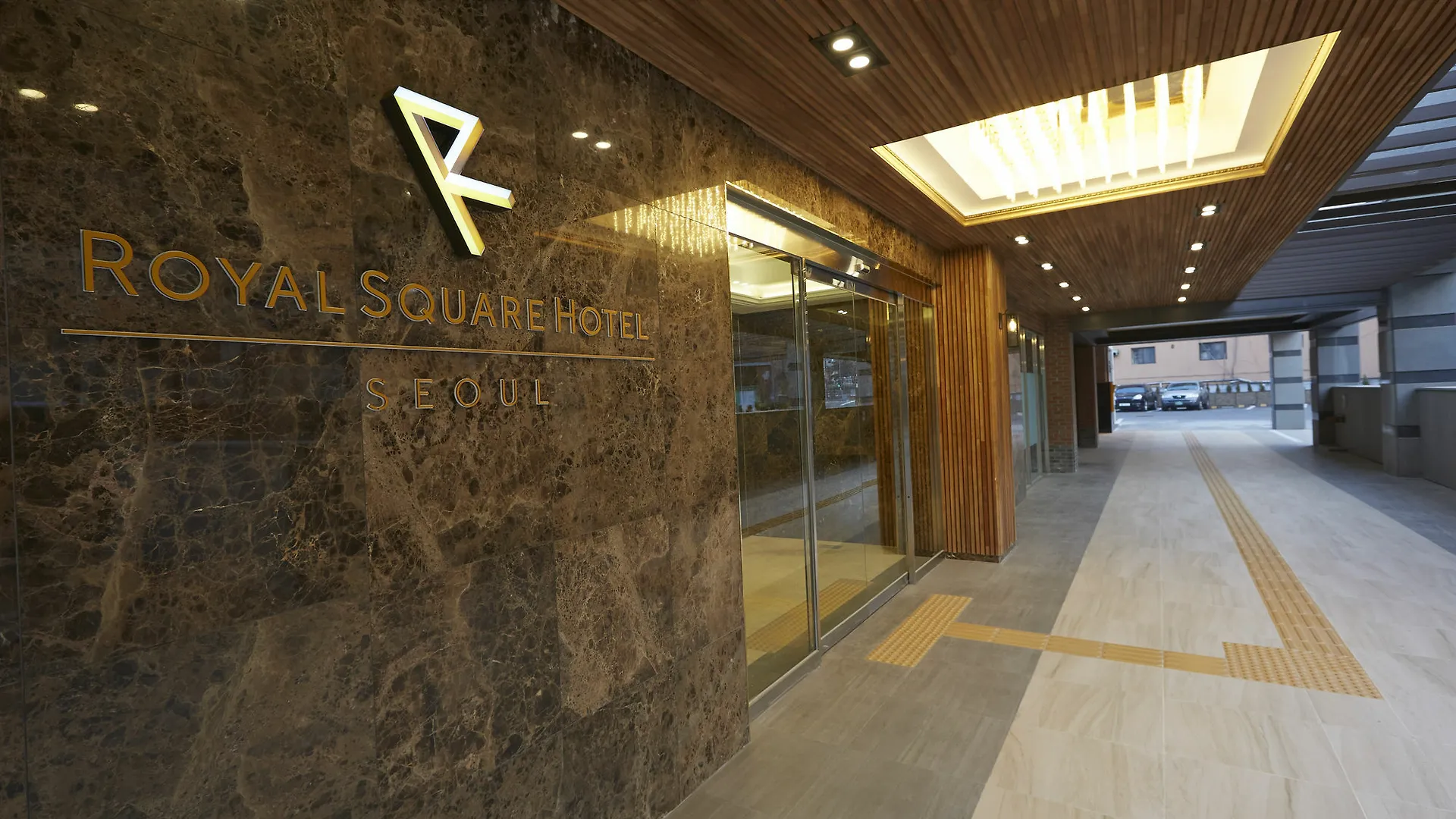 Royal Square Hotel Seoul