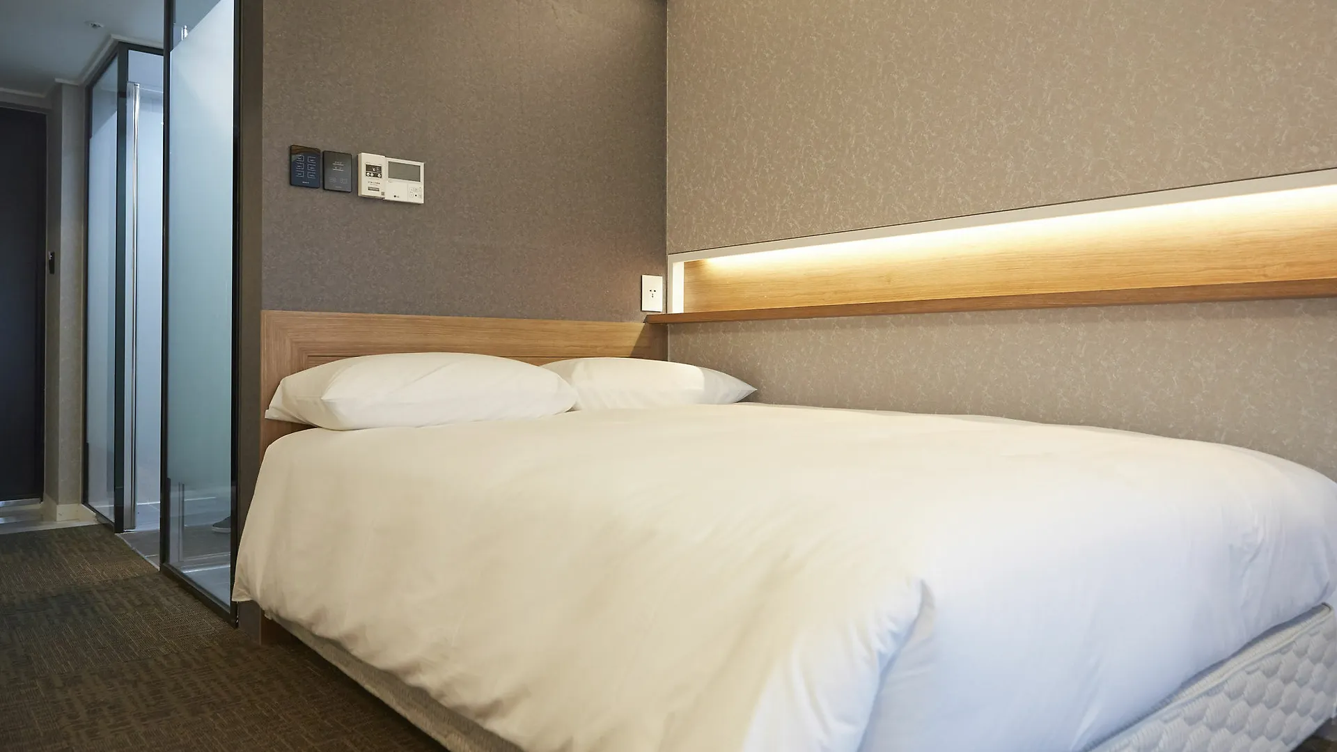 Royal Square Hotel Seoul 3*,  South Korea